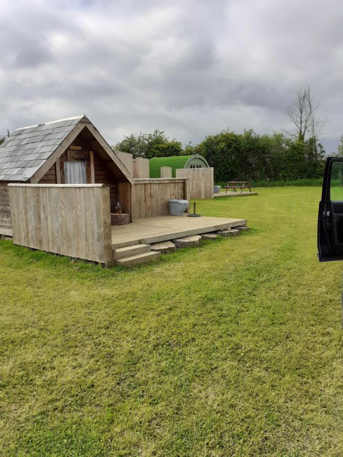 Glamping At The Retreat Wiltshire Is Rural Bliss Βίλα Τσίπενχαμ Εξωτερικό φωτογραφία